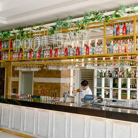 Oz Premium Resort Side
